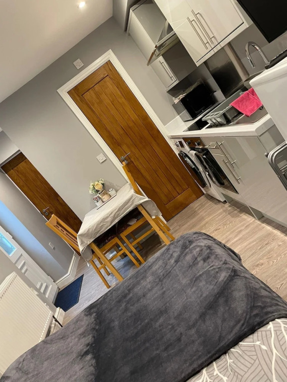Stunning 1-bed Apartment in Bracknell
