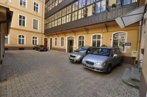 Apartment U Jindrisske Veze