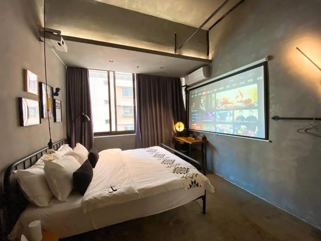 Black Gold Factory Boutique Design Hotel