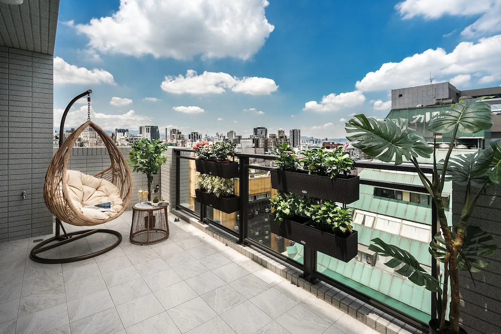 Comma Boutique Hotel