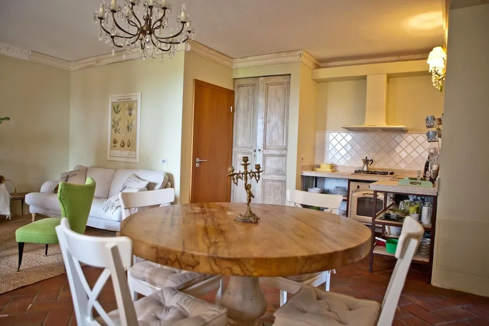 Tuscany Forever Famiglia Apartments