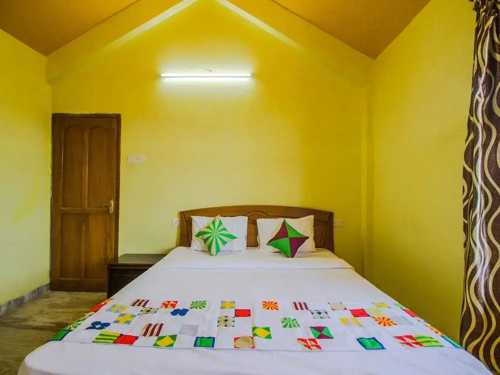 Loco Guest House by OYO Rooms