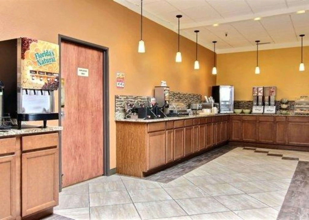 Quality Inn Thief River Falls