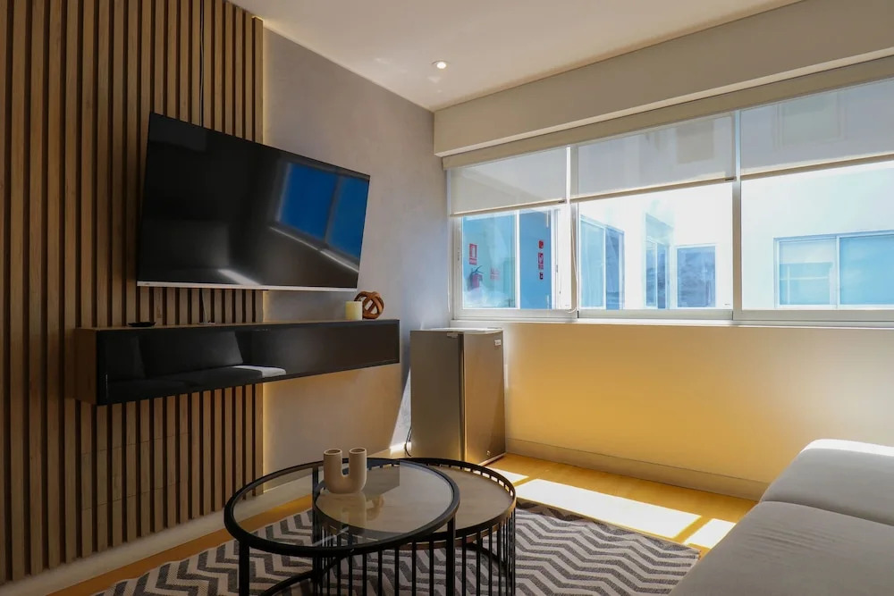 w Deluxe 1BR Duplex in the Heart of Barranco