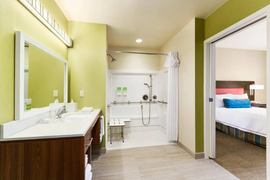 Home2 Suites by Hilton Farmington/Bloomfield
