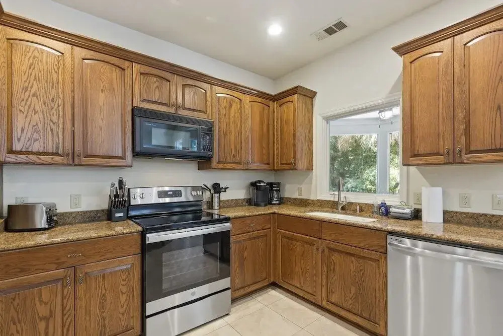 57 Lawton Rd. / Sea Pines / Pet Friendly 4 Bedroom Home