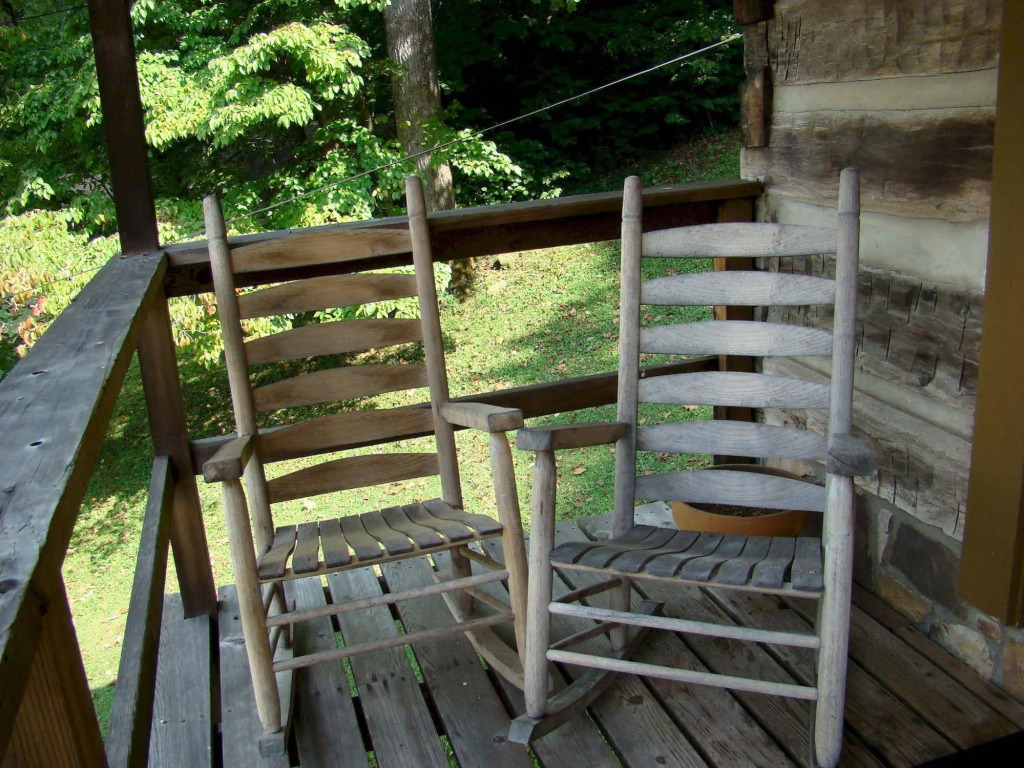 Brevard Inn and Cabins