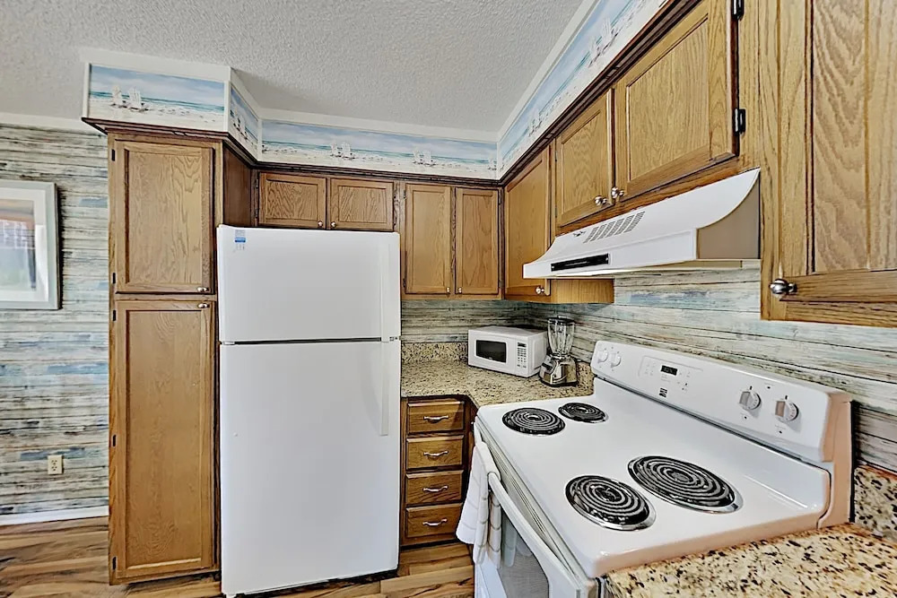 Mbre148a 2 Bedroom Condo