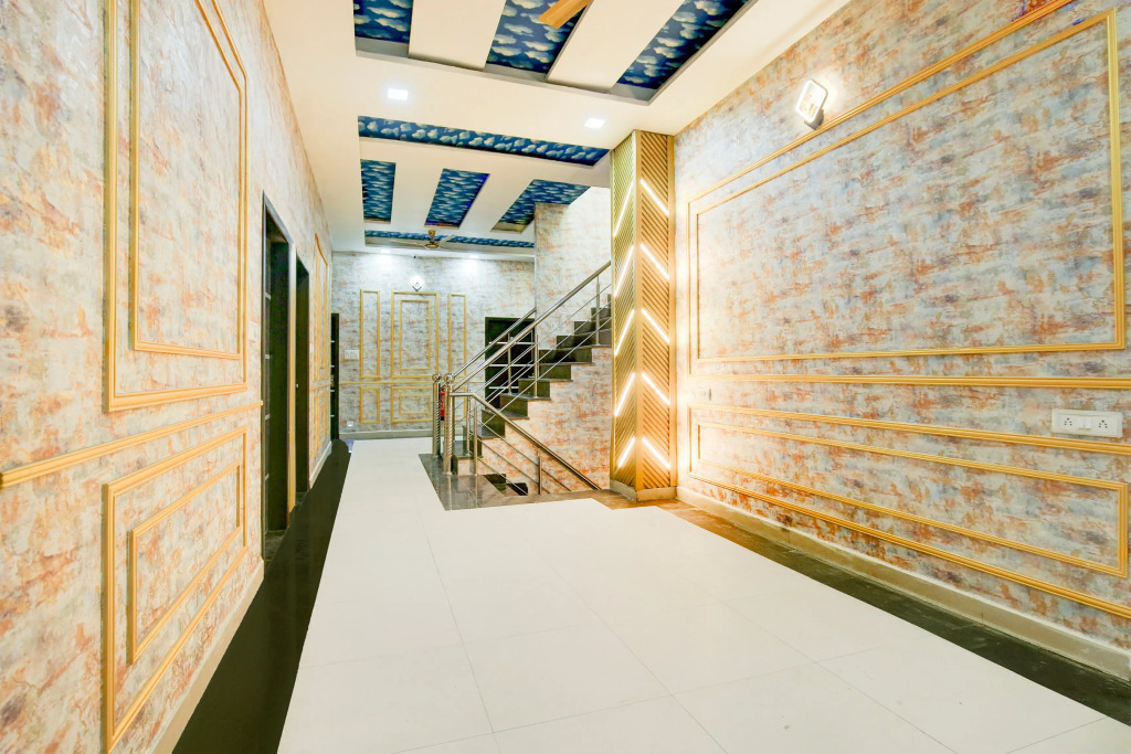 Hotel O Ishwar Nagar Near Golden Temple