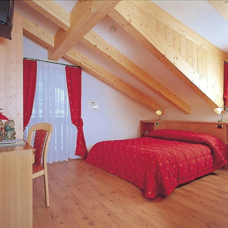 Hotel Zirmes