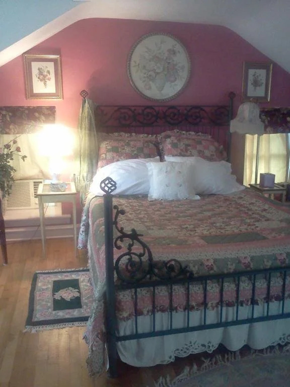 Living Spring Farm Bed and Breakfast