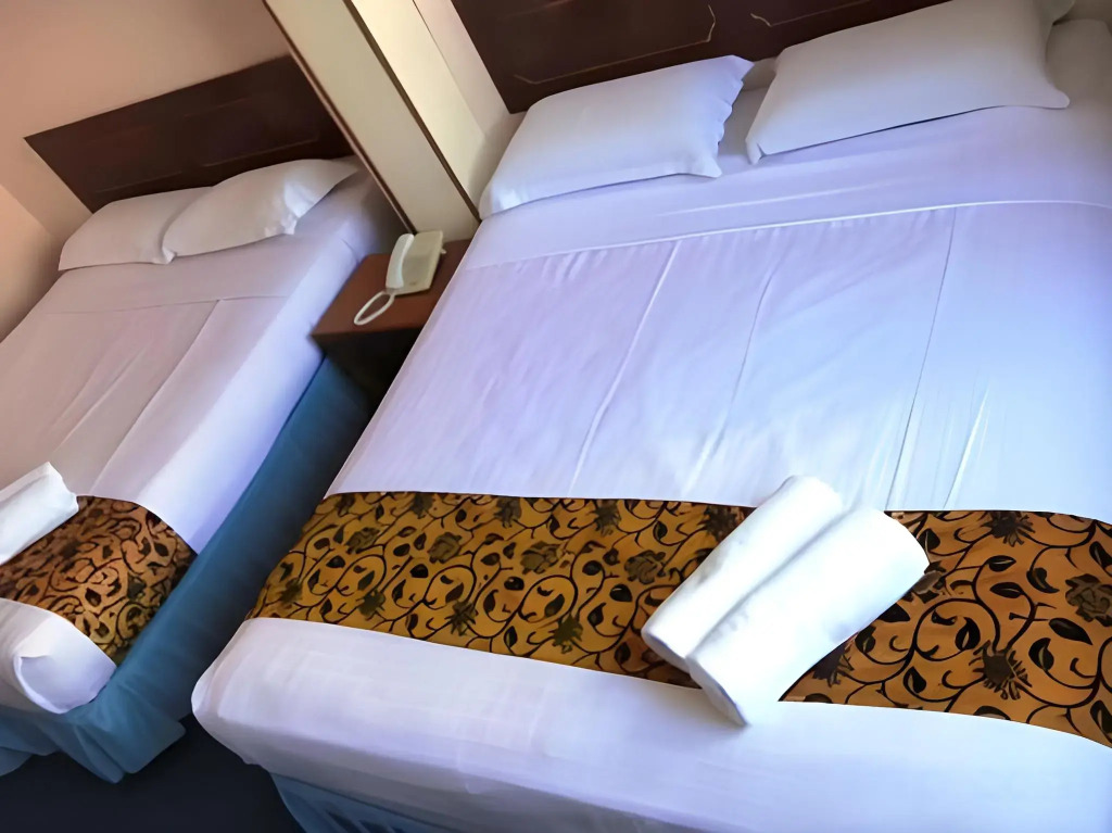 Hotel K T Mutiara