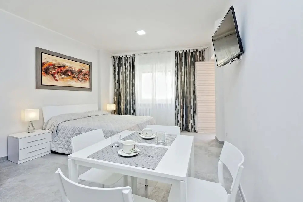 Valery Guest House