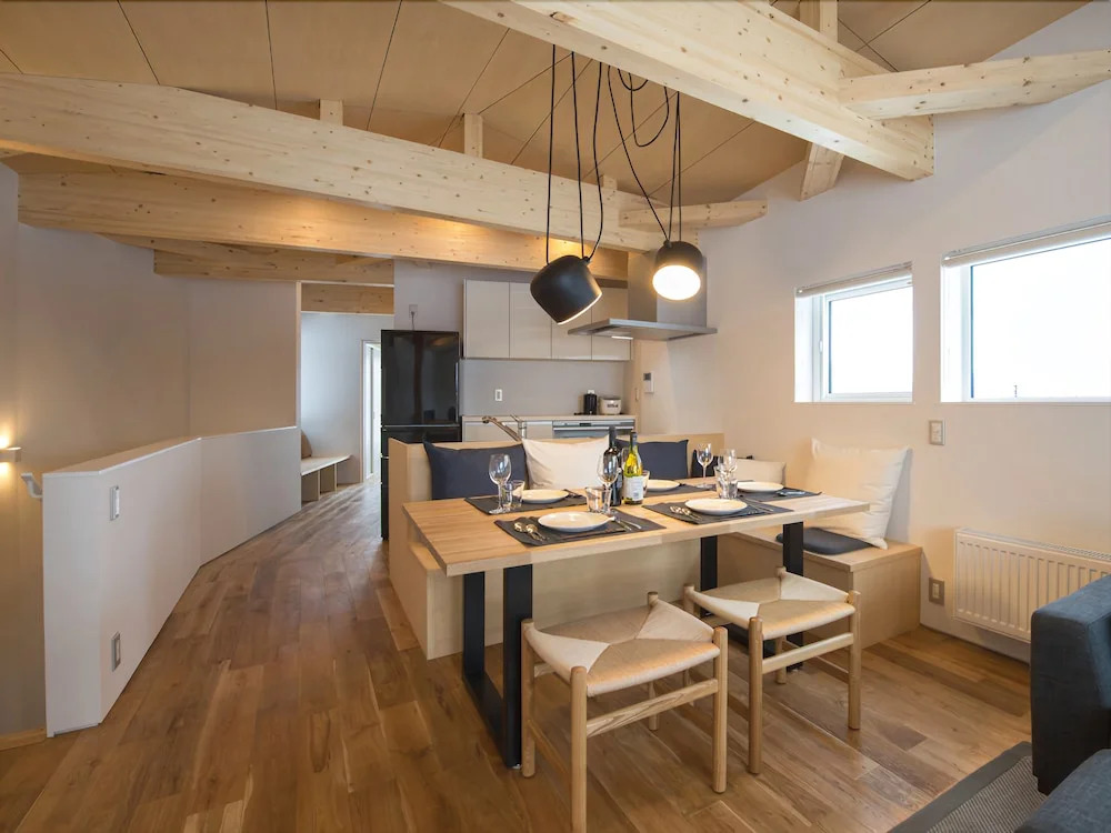 Yorokobi Lodge by Hokkaido Tracks