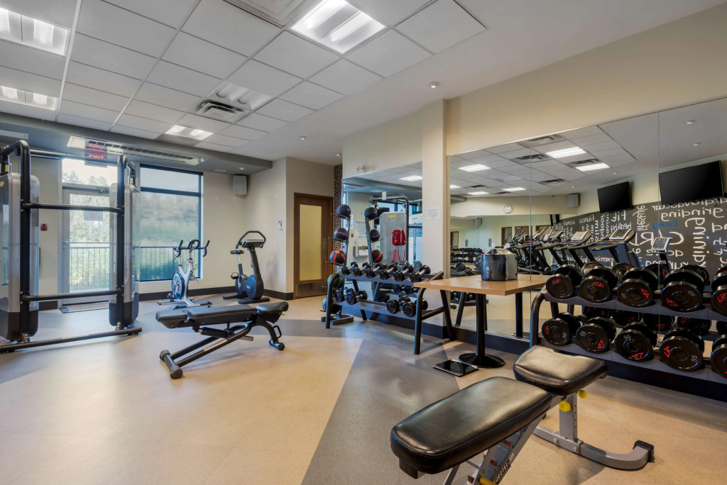 Best Western Plus Sawridge Suites