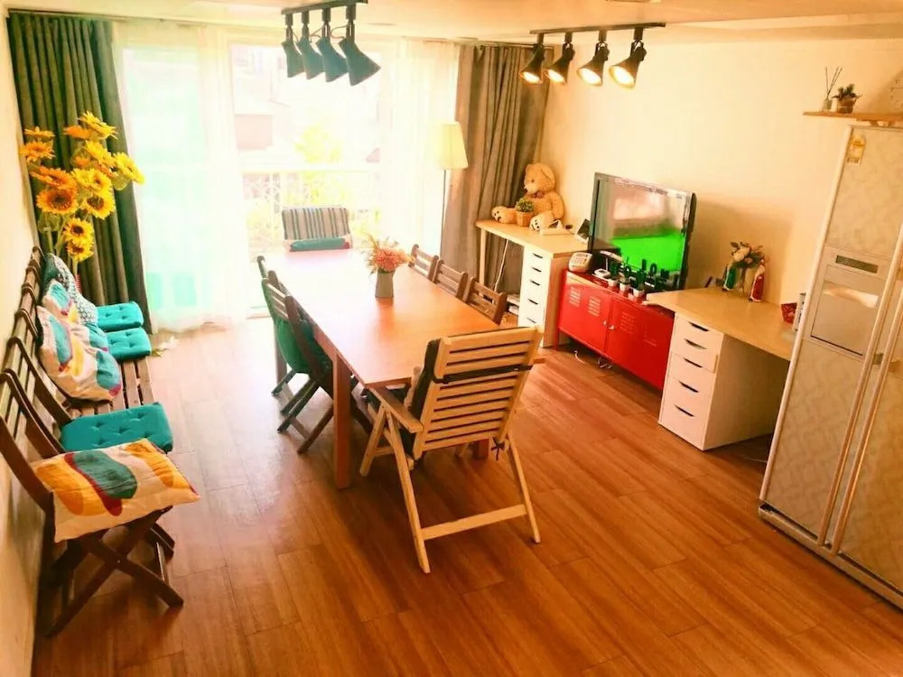 Hoong House - Hostel