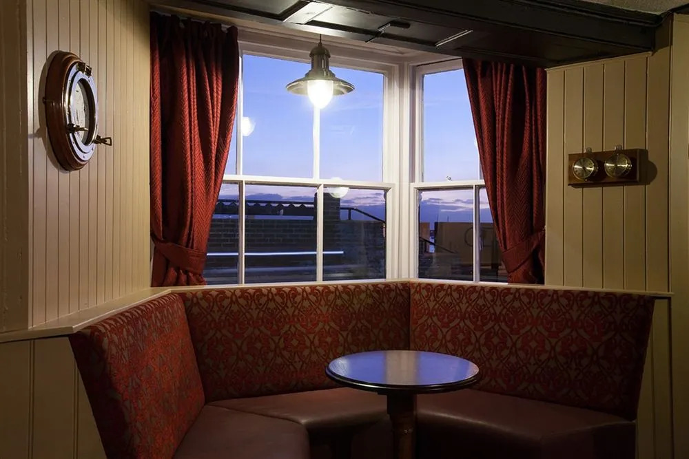 Anchor Hotel