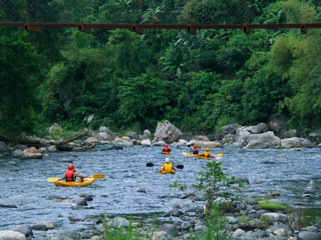Kayak Inn Tibiao