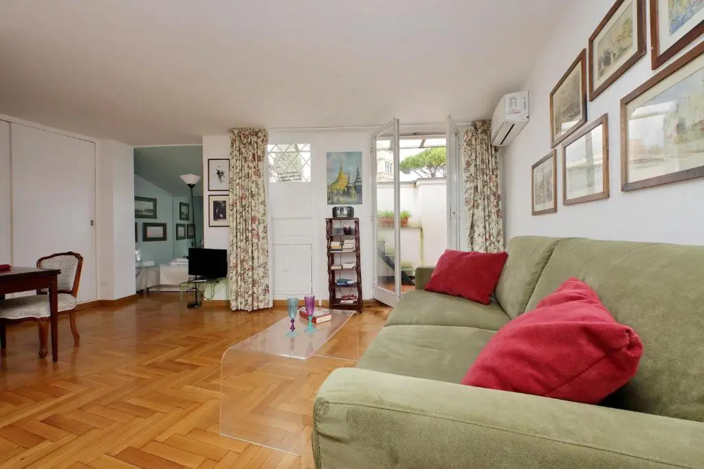 Lovely Apartment Via Sistina