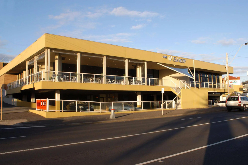 Sandringham Hotel