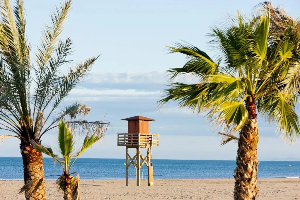 Superbe T3 pour 6 personnes, terrasse et parking, 600 m plage 6CPBATB