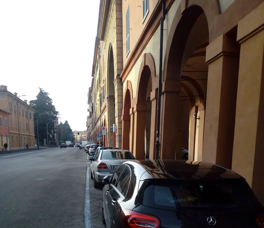 Saragozza Apartments - Bologna Short Rental
