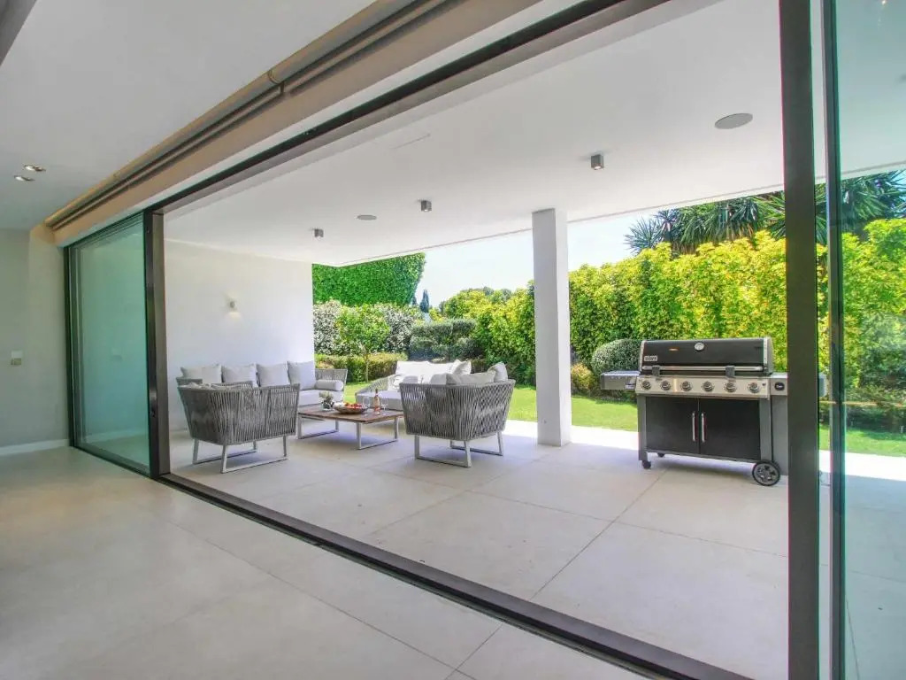 2244 new modern luxury villa in puerto banus