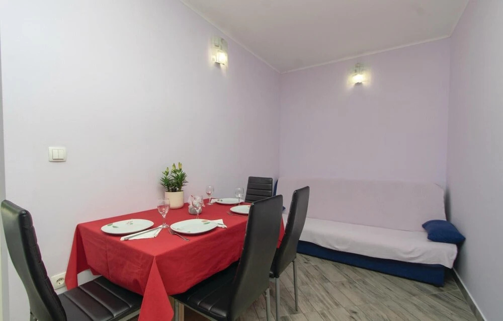 Beautiful Home in Trstenik With Wifi and 2 Bedrooms