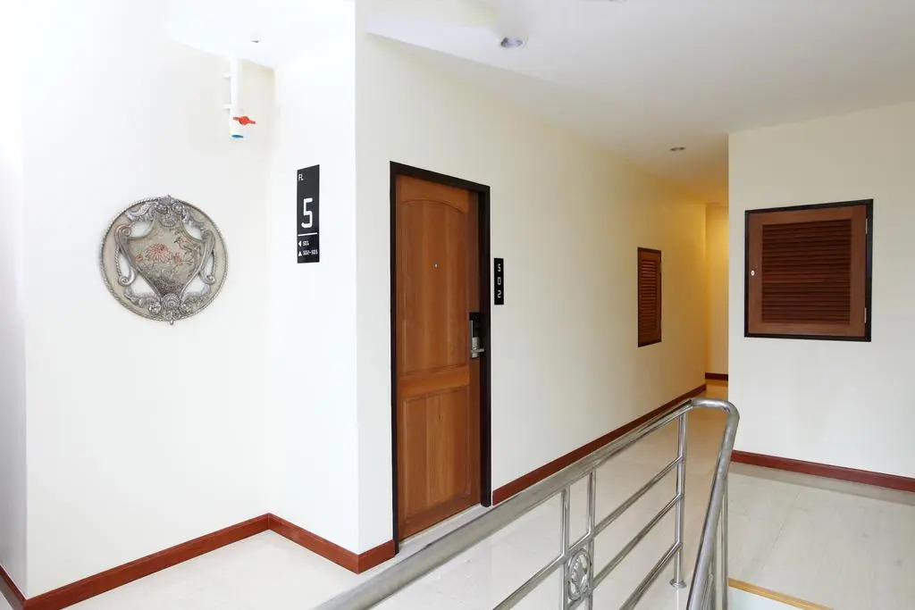 V Check inn Sukhumvit 22