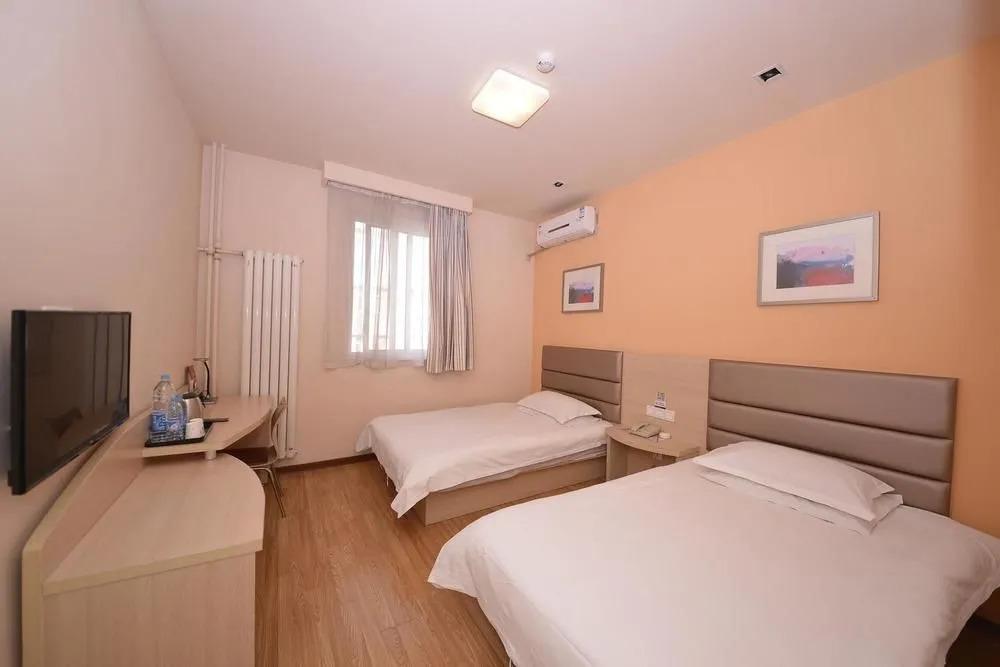 Orange Hotel (Jinan Quancheng Square Kuanhouli Branch)