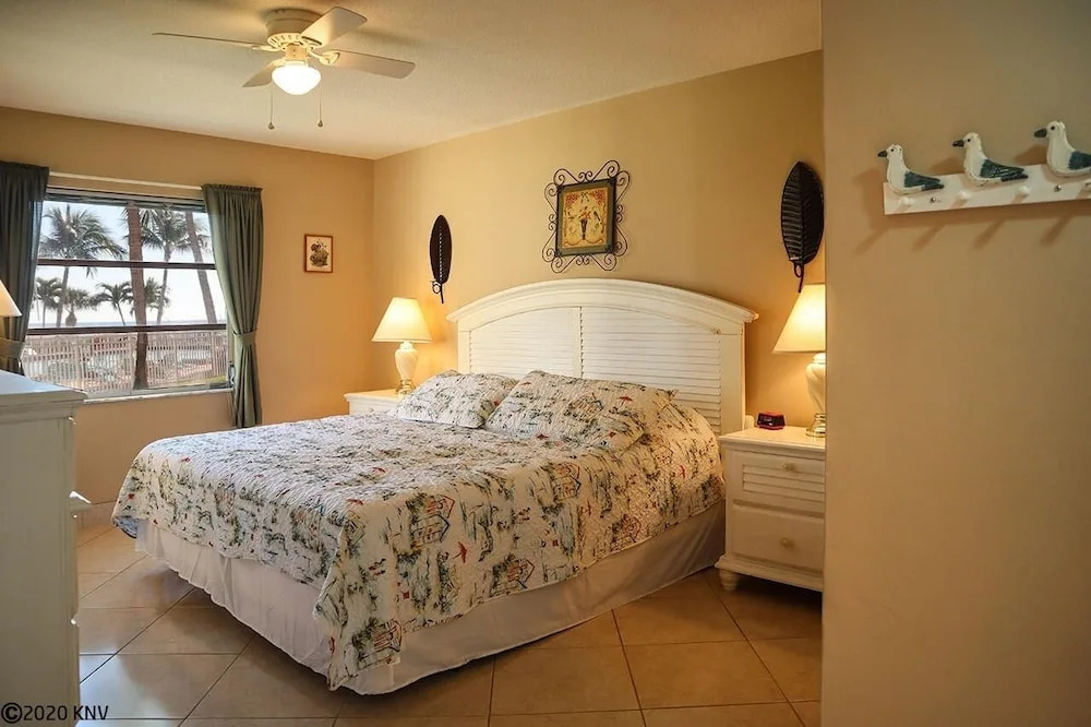 Leonardo Arms 117 2 Bedroom Condo