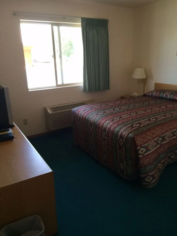 Mini Golden Inns Motel