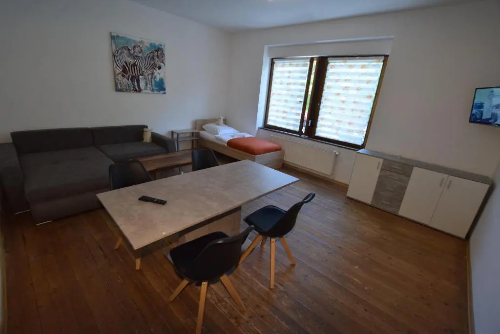 Apartment Ostendplatz
