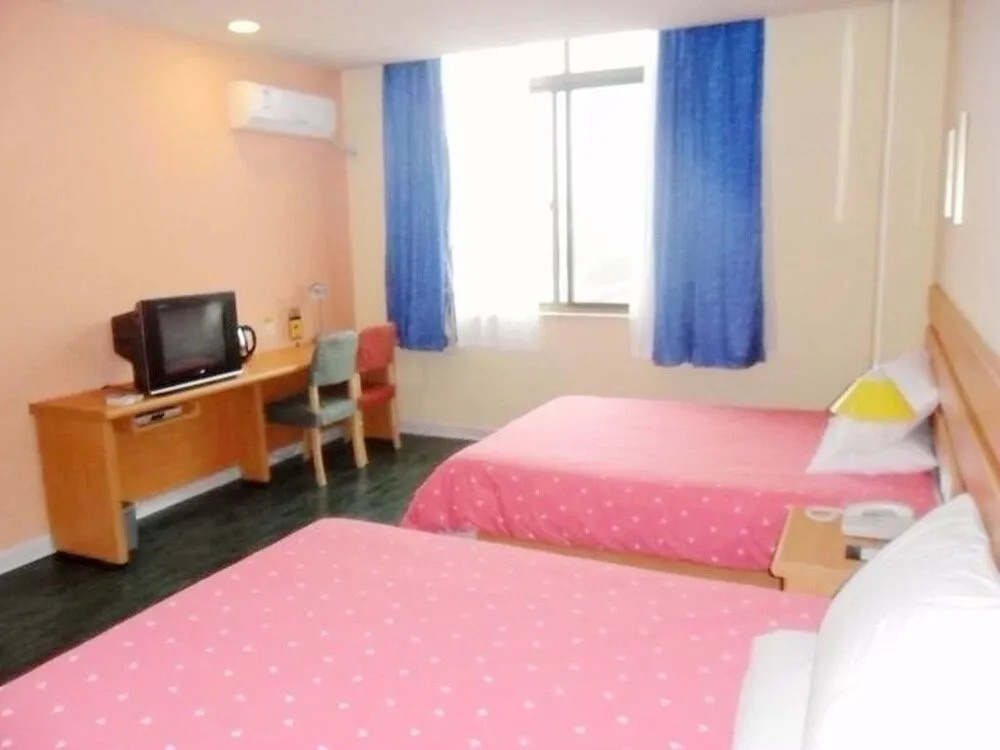 Home Inn Kunshan Zhangpu Development Area