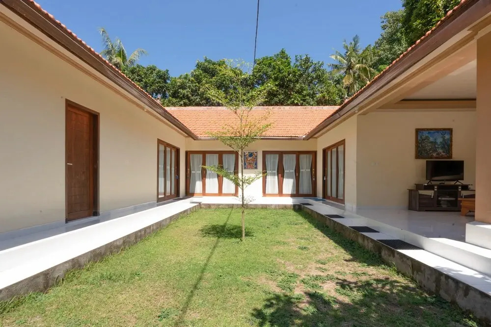 Calm Haven Villa with Amabela Garden Lovina Beach