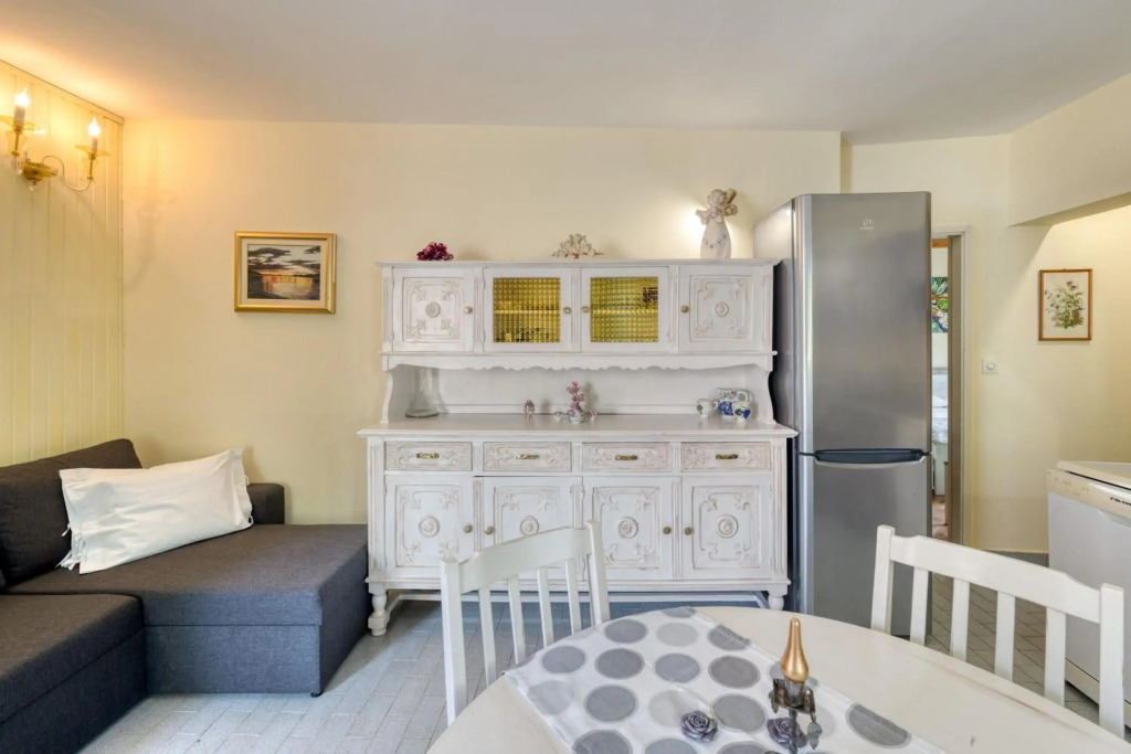 Garden apartment