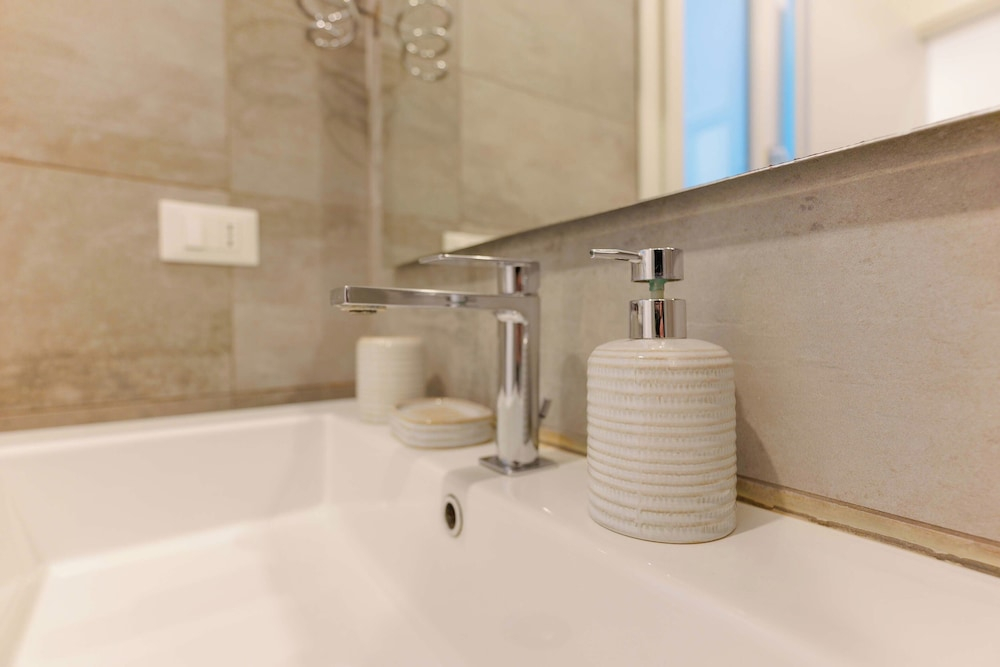 L'attico dell'Edera - Panoramic View with Jacuzzi