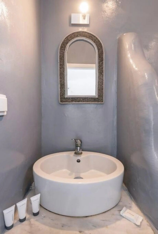 Fanari Studio 2 with panoramic pool