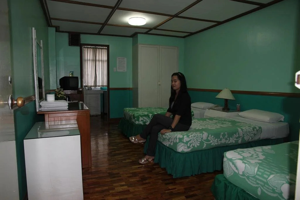 Robelle Hotel