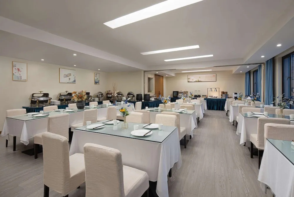 Days Inn by Wyndham Hangzhou Zhuantang
