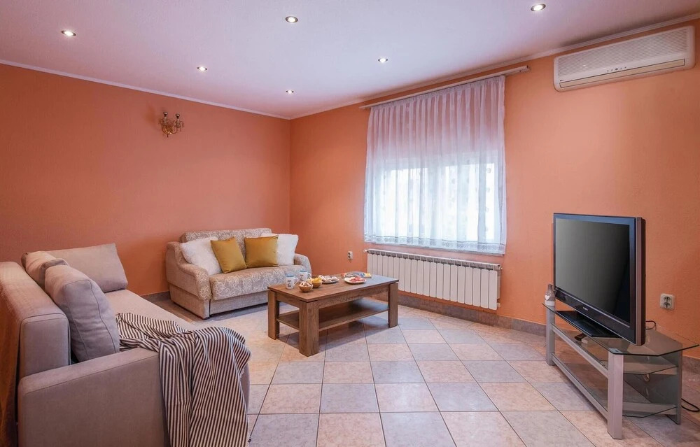 Stunning Apartment in Pula With Outdoor Swimming Pool, Wifi and 5 Bedrooms