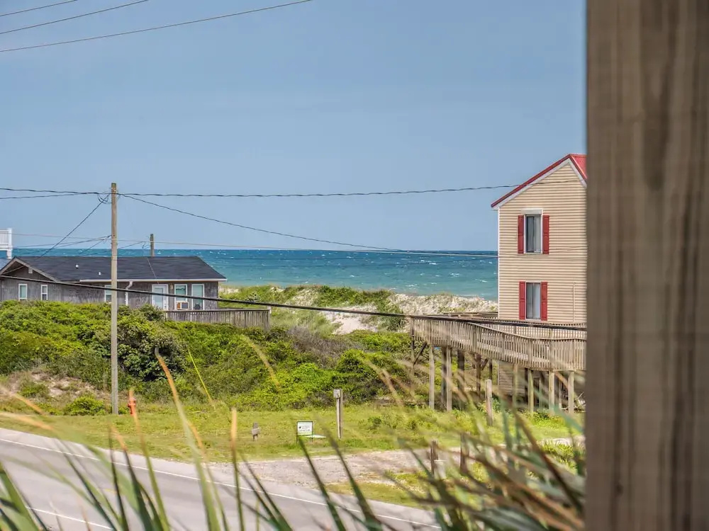 Pelican Palms by Topsail Realty
