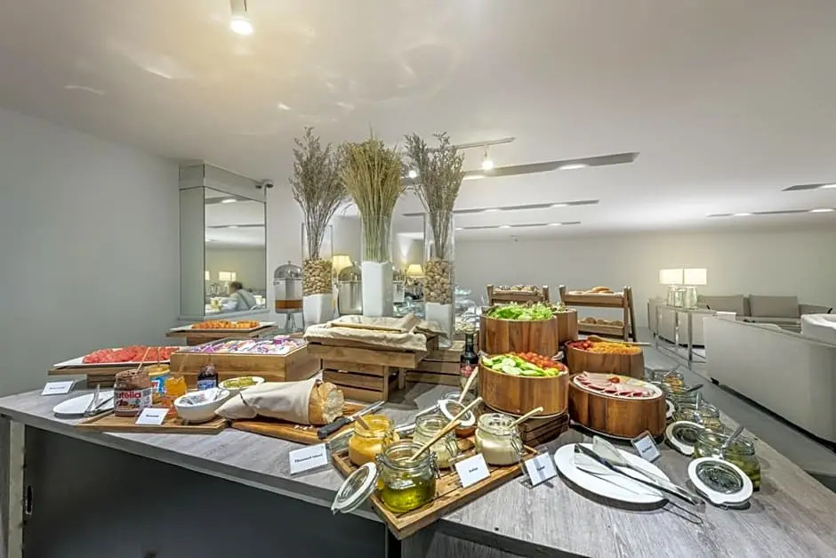 G6 Bangkok Hotel