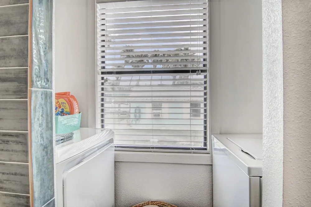 Chat N' Chill Lounge  Ns801 2 Bedroom Home by RedAwning