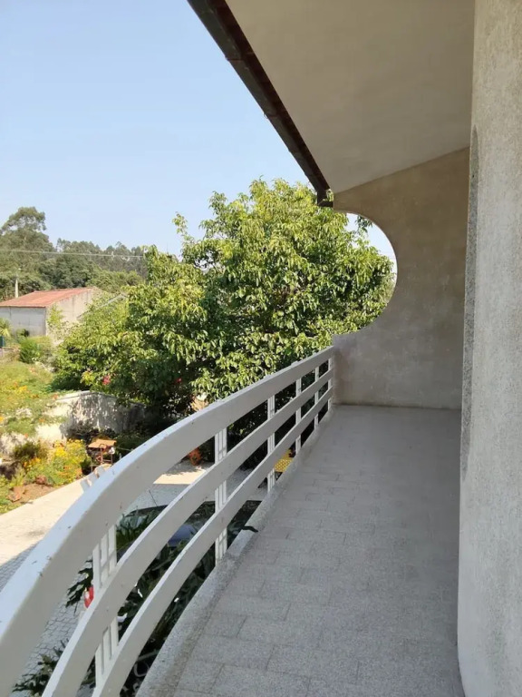 Sweet 3 Bedrooms Terrace Home Close Esposende