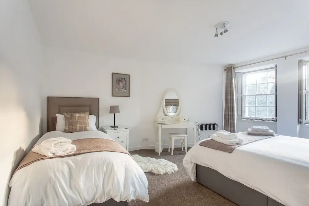Historic flat on Royal Mile