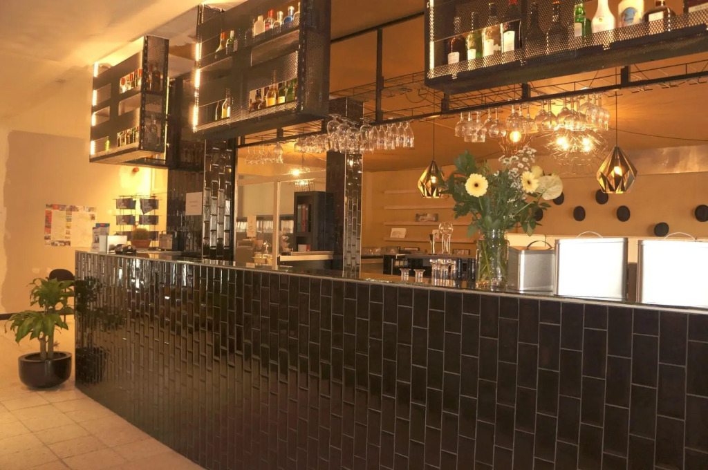 Escale Hotel