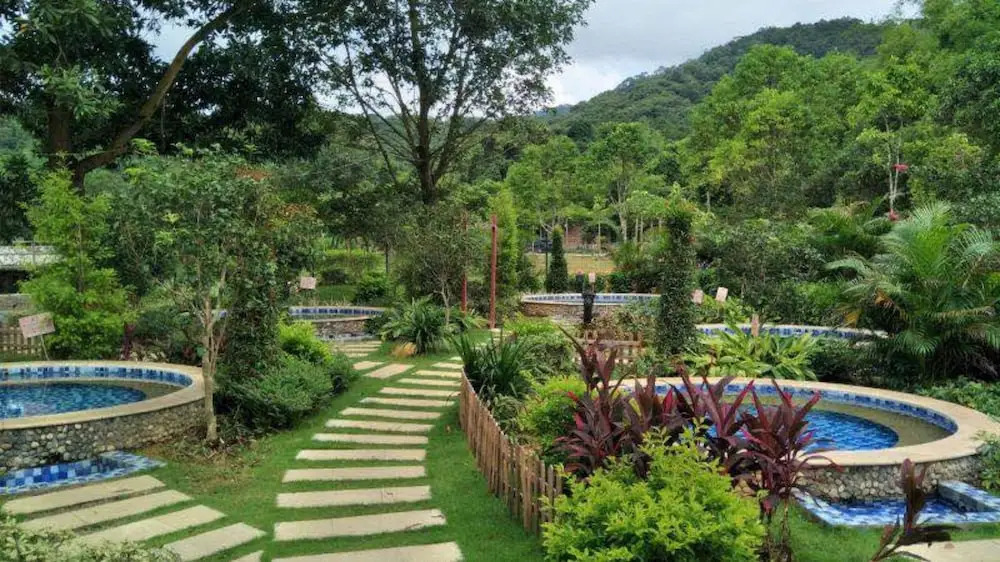 Yi Jing Lin Feng Hot Spring Hotel