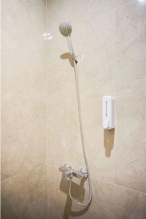 Super OYO Alhesa Residence
