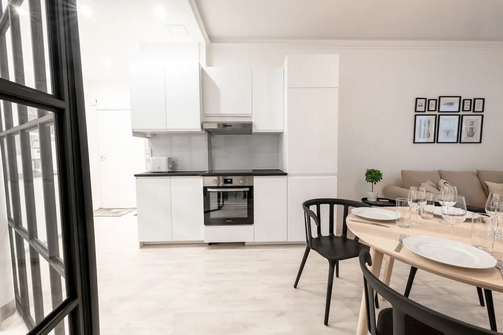 2ndhomes Modern 1BR Home w Sauna&Balcony